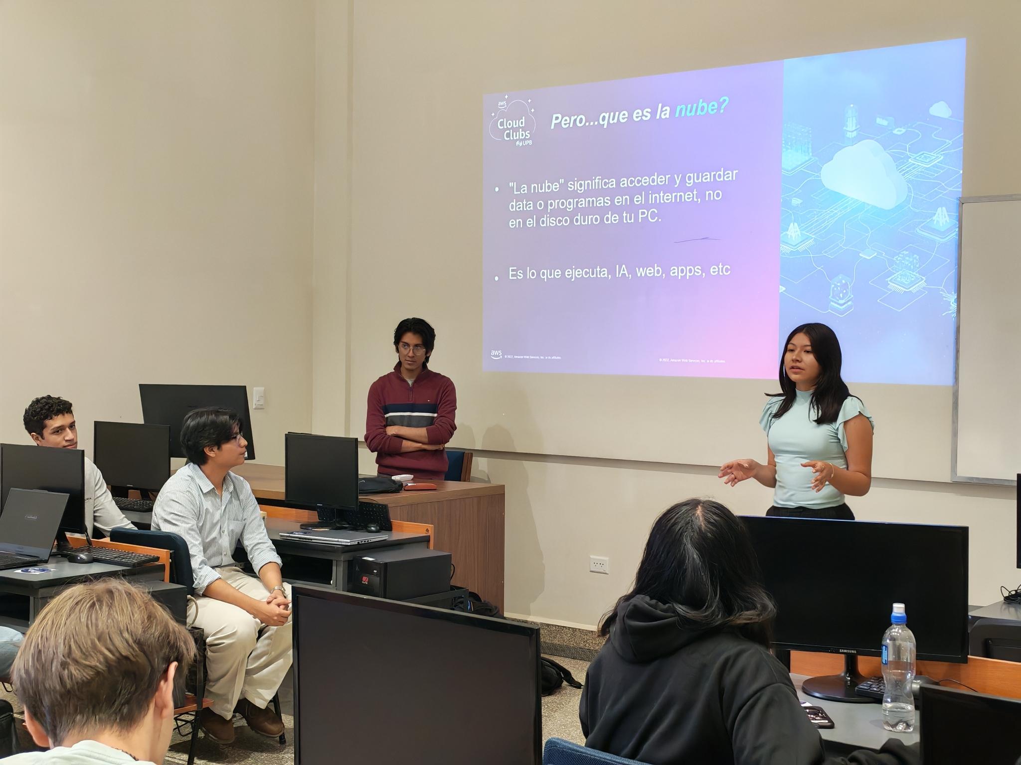 MeetUp de Lanzamiento AWS Student Builder Group Cochabamba — Foto 2